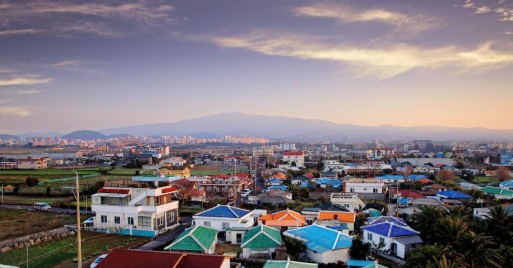 Odri Inn Jeju Exterior photo