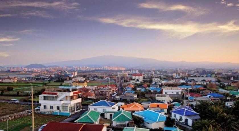 Odri Inn Jeju Exterior photo